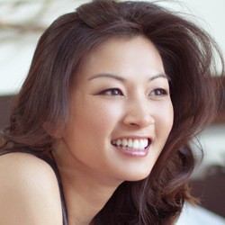 Michelle Krusiec Interview: Knife Fight